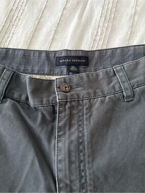 Banana Republic Men's Gray Cargo Shorts